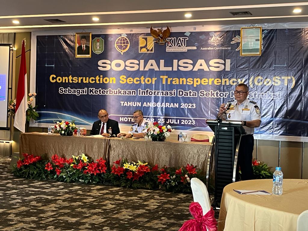 Read more about the article FLLAJ Kabupaten Sambas Hadiri Kegiatan Sosialisasi Construction Sector Transperency (CoST) di Hotel Star Pontianak