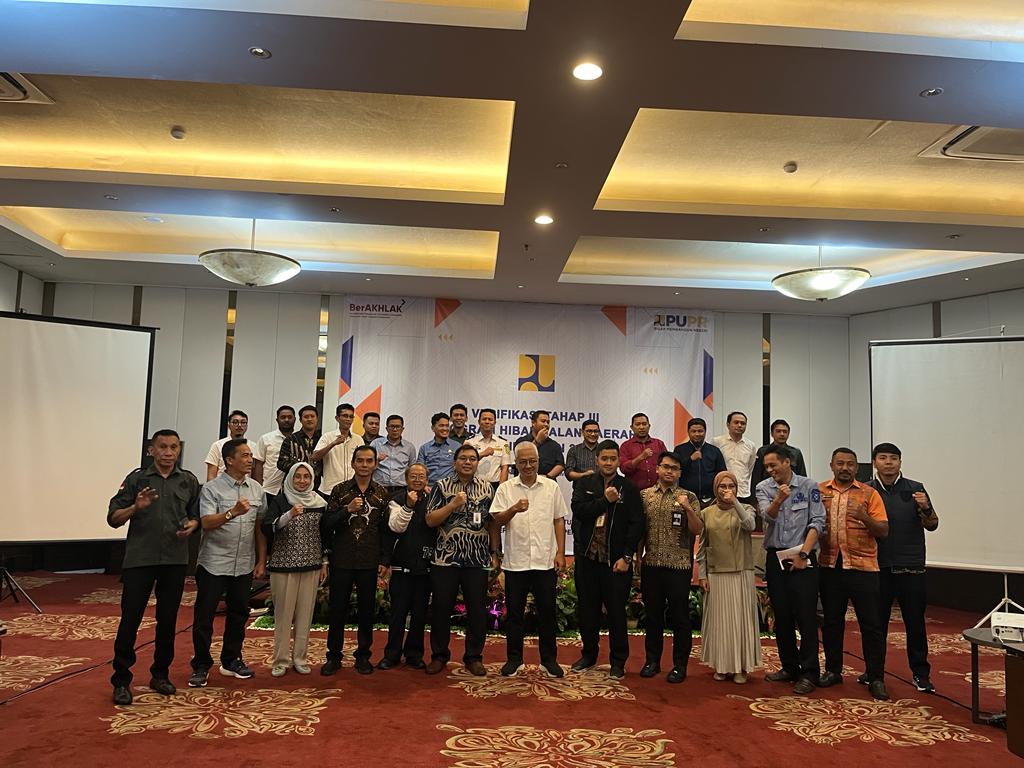 Read more about the article Peran FLLAJ Kabupaten Sambas dalam Menyukseskan Verifikasi Tahap III Program Hibah Jalan Daerah